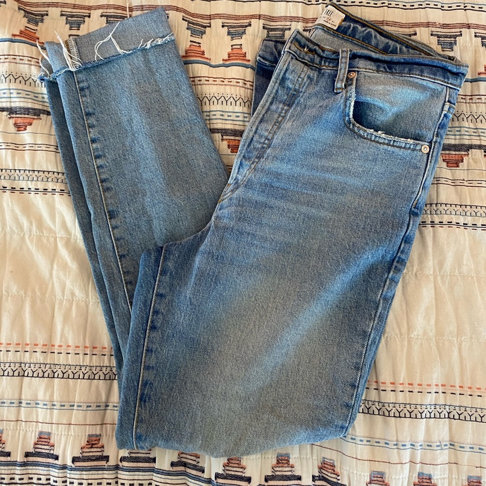 Free People distressed Jeans